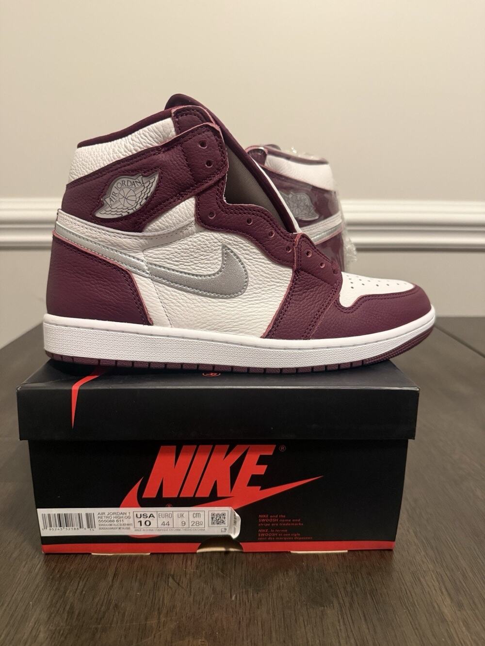 Jordan 1 Retro High OG Bordeaux Size 10